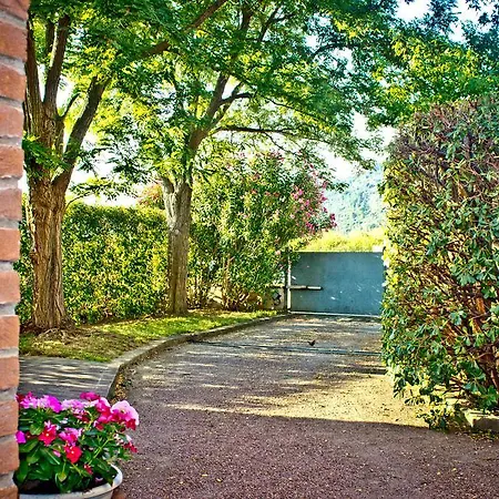 Oda ve Kahvaltı B&B La Fattoria Cascina (Pisa)